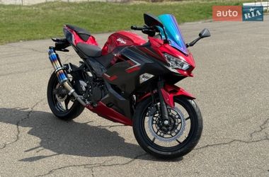 Спортбайк Kawasaki Ninja 400 2019 в Киеве