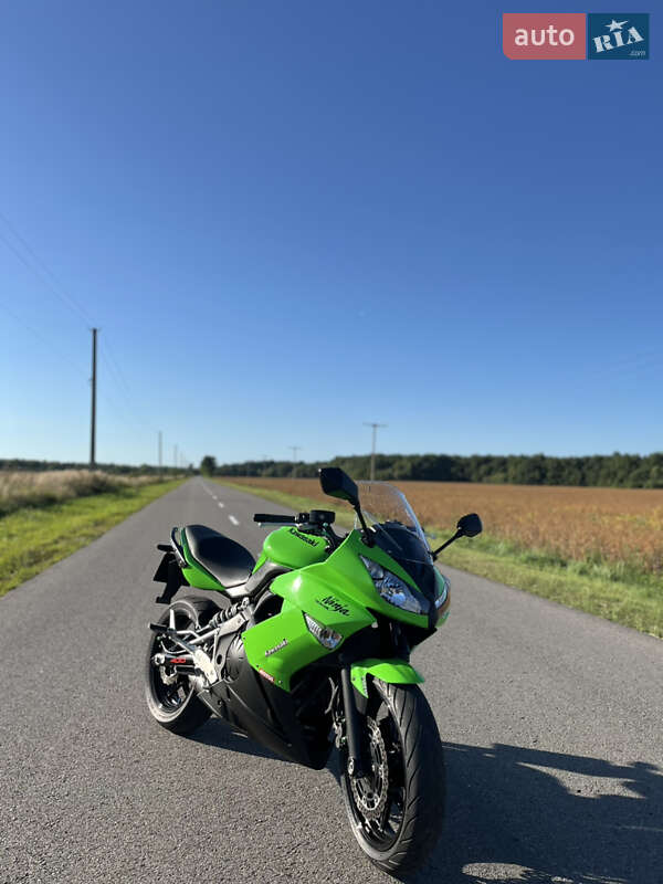 Мотоцикл Спорт-туризм Kawasaki Ninja 400R 2011 в Стрые