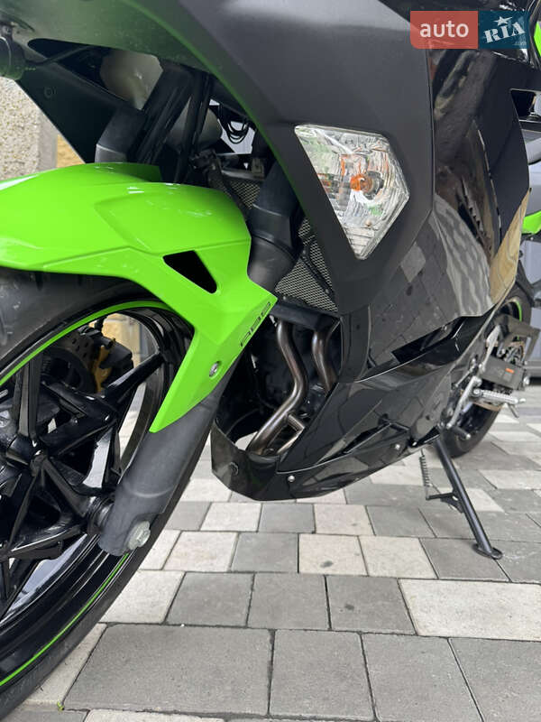 Спортбайк Kawasaki Ninja 400R 2019 в Новомосковске фото 9 Спортбайк Kawasaki Ninja 400R 2019 в Новомосковске