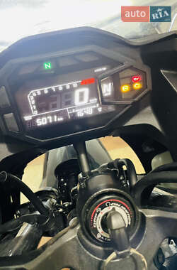 Спортбайк Kawasaki Ninja 500 2024 в 