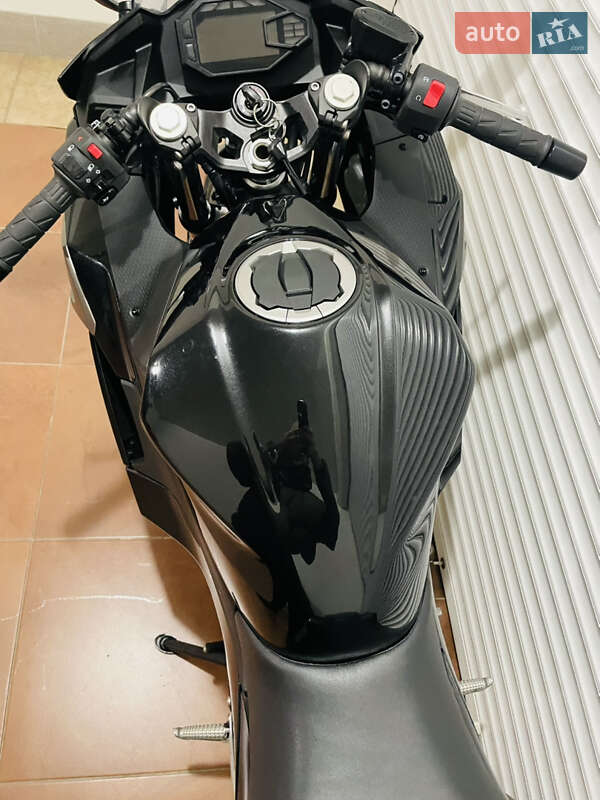 Спортбайк Kawasaki Ninja 500 2024 в Києві