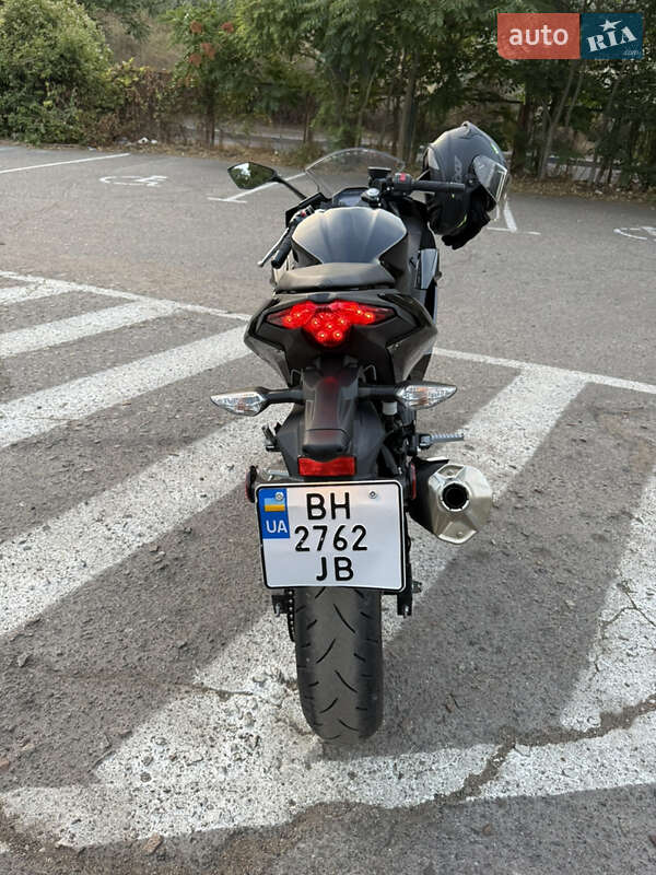Спортбайк Kawasaki Ninja 500 2024 в Одессе