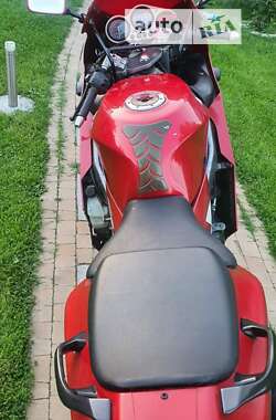 Спортбайк Kawasaki Ninja 600 ZX-6R 1999 в 