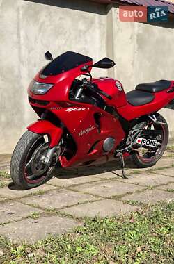 Спортбайк Kawasaki Ninja 600 ZX-6R 1996 в 