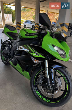 Спортбайк Kawasaki Ninja 600 ZX-6R 2011 в Одессе