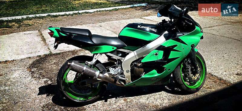 Спортбайк Kawasaki Ninja 636 ZX-6R 2002 в Звенигородці