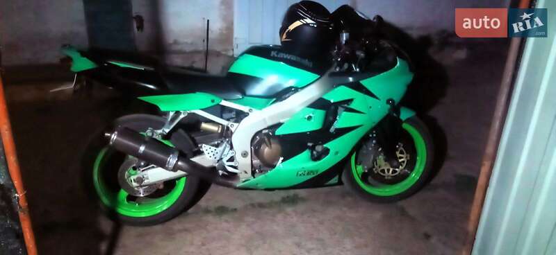 Спортбайк Kawasaki Ninja 636 ZX-6R 2002 в Звенигородці