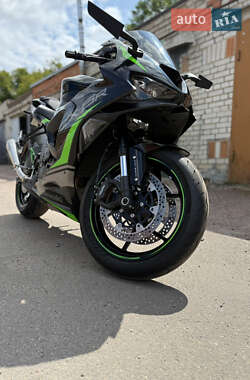 Спортбайк Kawasaki Ninja 636 ZX-6R 2025 в 