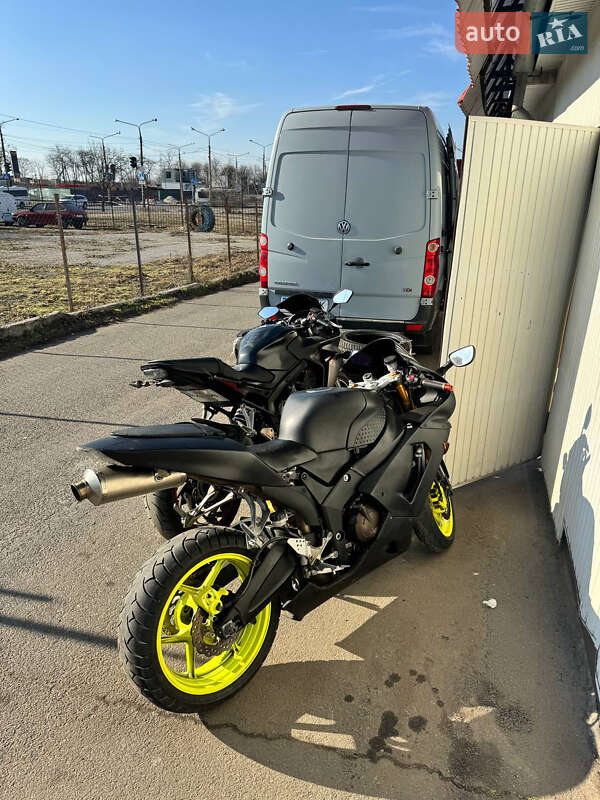 Спортбайк Kawasaki Ninja 636 ZX-6R 2004 в Запоріжжі фото 3 Спортбайк Kawasaki Ninja 636 ZX-6R 2004 в Запоріжжі