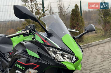 Мотоцикл Спорт-туризм Kawasaki Ninja 650 2022 в 