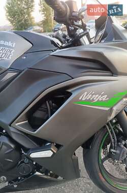 Мотоцикл Спорт-туризм Kawasaki Ninja 650 2023 в 