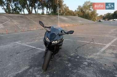 Мотоцикл Спорт-туризм Kawasaki Ninja 650 2023 в 