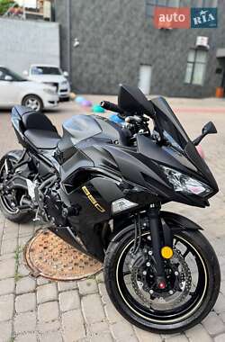 Спортбайк Kawasaki Ninja 650 2024 в Киеве