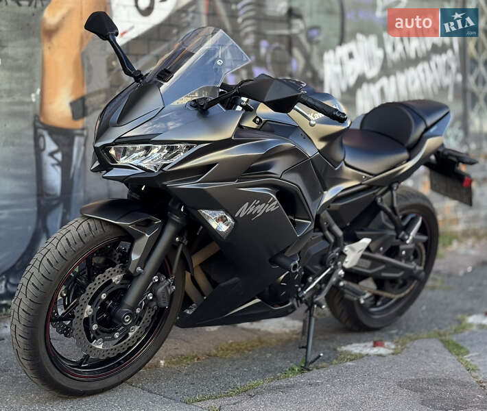 Мотоцикл Спорт-туризм Kawasaki Ninja 650 2022 в Києві