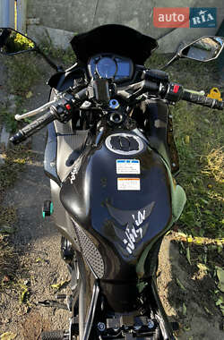 Мотоцикл Спорт-туризм Kawasaki Ninja 650 2019 в 