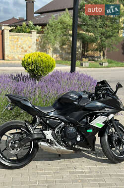 Мотоцикл Спорт-туризм Kawasaki Ninja 650 2019 в 
