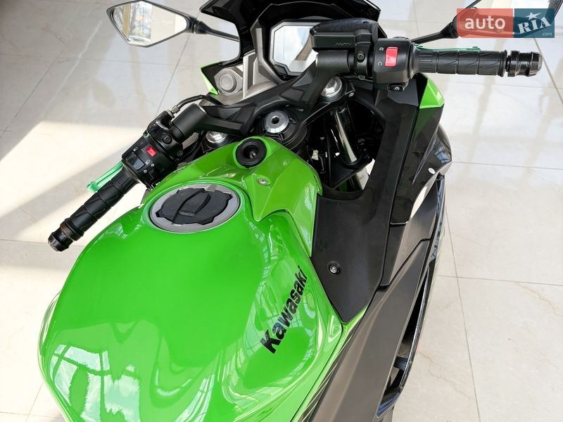 Мотоцикл Спорт-туризм Kawasaki Ninja 650 2022 в Николаеве