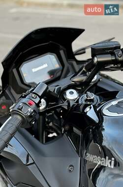Спортбайк Kawasaki Ninja 650R 2019 в 