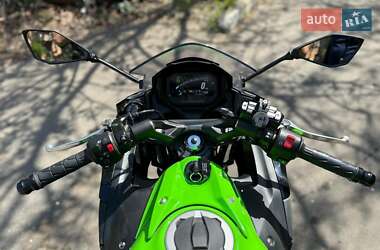 Спортбайк Kawasaki Ninja 650R 2022 в 