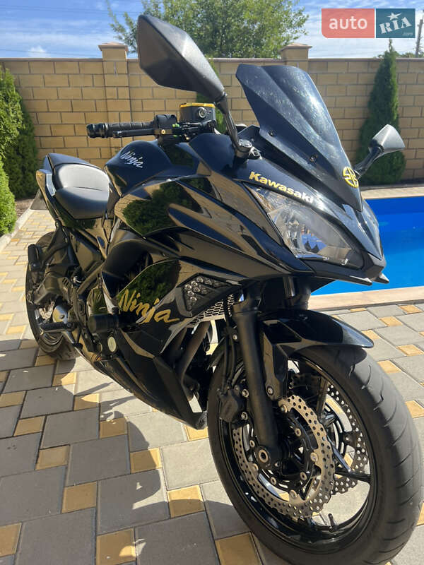 Мотоцикл Спорт-туризм Kawasaki Ninja 650R 2019 в Одессе