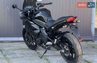 Спортбайк Kawasaki Ninja 650R 2011 в 