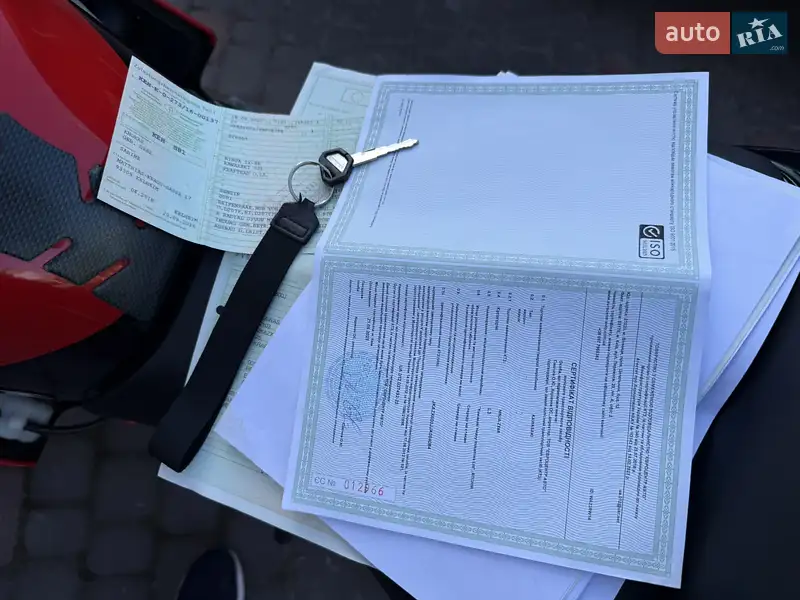 Спортбайк Kawasaki Ninja ZX-6R 2001 в Виннице документ