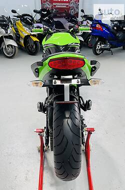 Спортбайк Kawasaki Ninja 2013 в Одессе