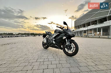Мотоцикл Спорт-туризм Kawasaki Ninja 2017 в 