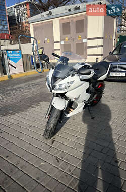 Мотоцикл Спорт-туризм Kawasaki Ninja 2013 в Одессе