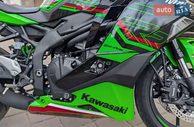Спортбайк Kawasaki Ninja 2024 в 