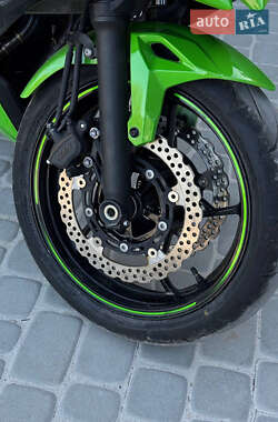 Спортбайк Kawasaki Ninja 2023 в 
