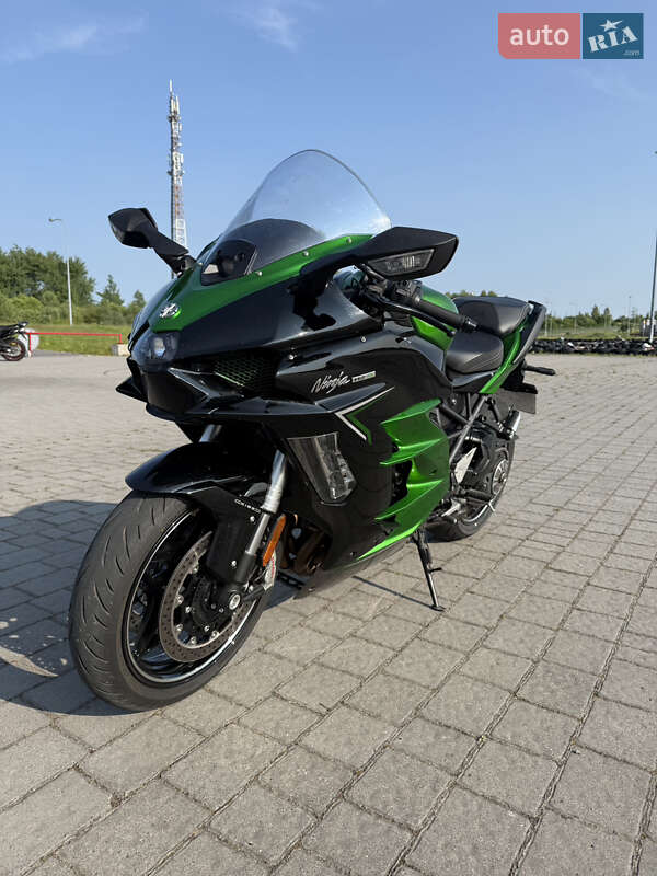Мотоцикл Спорт-туризм Kawasaki Ninja 2023 в 