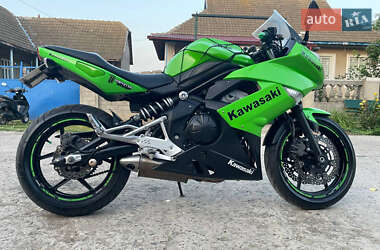 Мотоцикл Спорт-туризм Kawasaki Ninja 2011 в Сарате