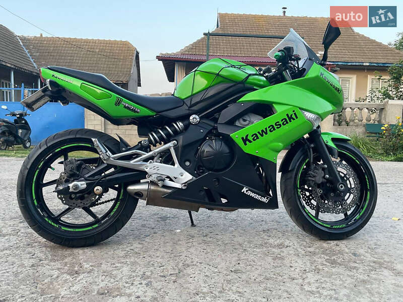Kawasaki Ninja 2011