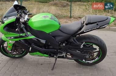 Спортбайк Kawasaki Ninja 2007 в 