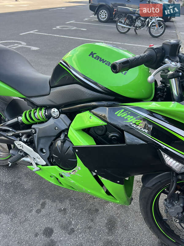 Спортбайк Kawasaki Ninja 2014 в Киеве