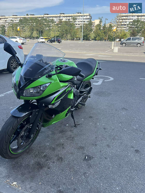 Спортбайк Kawasaki Ninja 2014 в Киеве