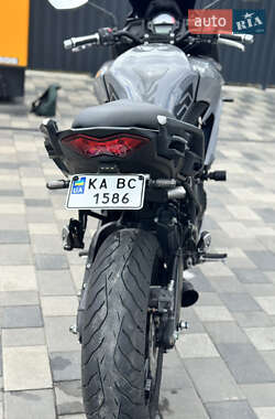 Мотоцикл Спорт-туризм Kawasaki Versys 650 2016 в 