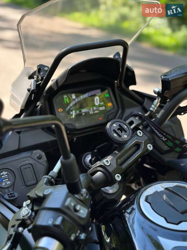 Мотоцикл Спорт-туризм Kawasaki Versys 650 2022 в Киеве