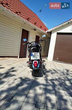 Мотоцикл Круізер Kawasaki Vulcan 2000 в 