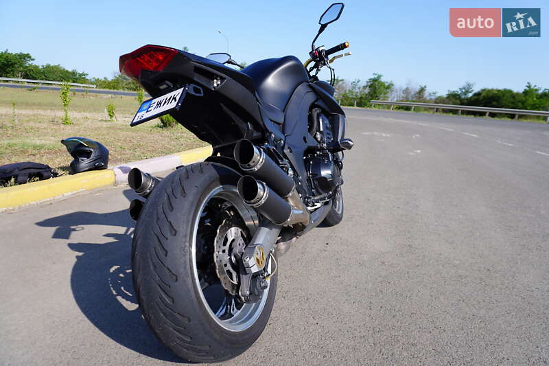 Мотоцикл Без обтікачів (Naked bike) Kawasaki Z 1000 2010 в Одесі
