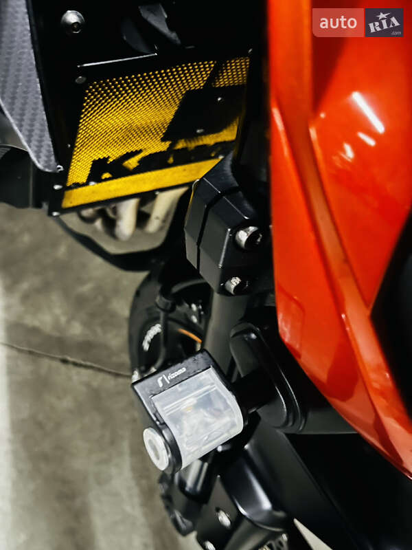 Мотоцикл Без обтекателей (Naked bike) Kawasaki Z 1000 2013 в Киеве