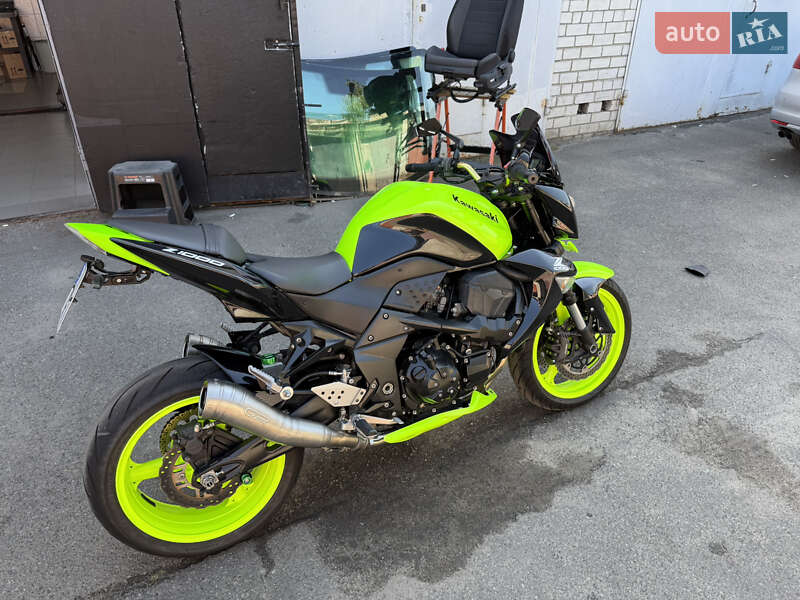 Мотоцикл Без обтекателей (Naked bike) Kawasaki Z 1000 2010 в Киеве