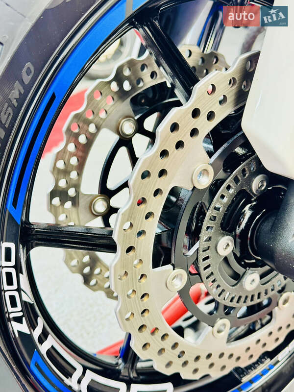 Спортбайк Kawasaki Z 1000 2020 в Одессе фото 14 Спортбайк Kawasaki Z 1000 2020 в Одессе