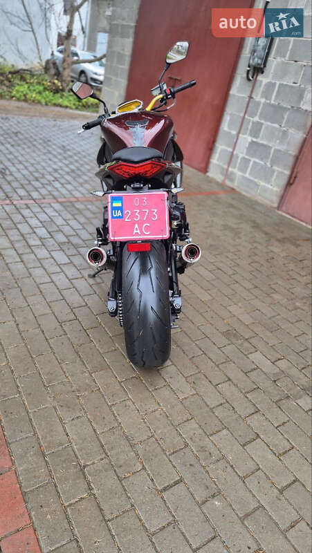 Мотоцикл Супермото (Motard) Kawasaki Z 1000 2011 в Дубні