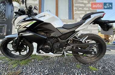Спортбайк Kawasaki Z 250SL 2014 в 