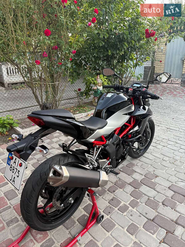 Грузовые мотороллеры, мотоциклы, скутеры, мопеды Kawasaki Z 250SL 2018 в Узине