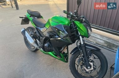 Мотоцикл Без обтекателей (Naked bike) Kawasaki Z 300 2016 в Киеве