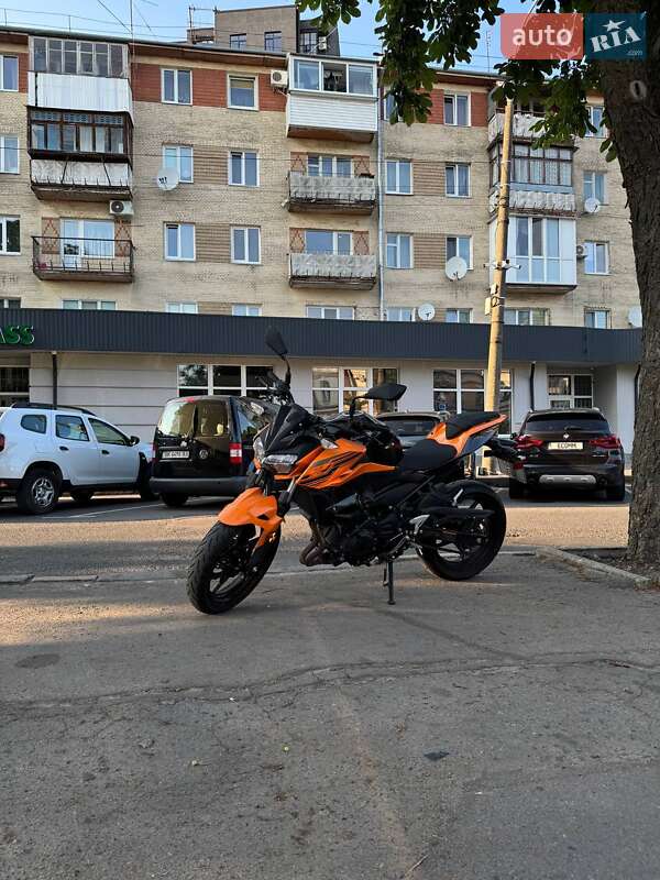 Мотоцикл Без обтекателей (Naked bike) Kawasaki Z 400 2019 в Киеве