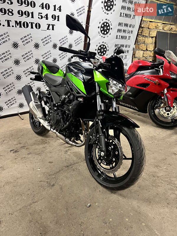 Kawasaki Z 400 2021